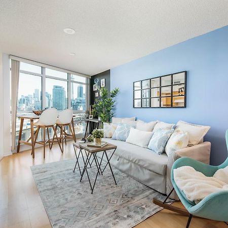 Cityscape Condo In Fort York Toronto Dış mekan fotoğraf
