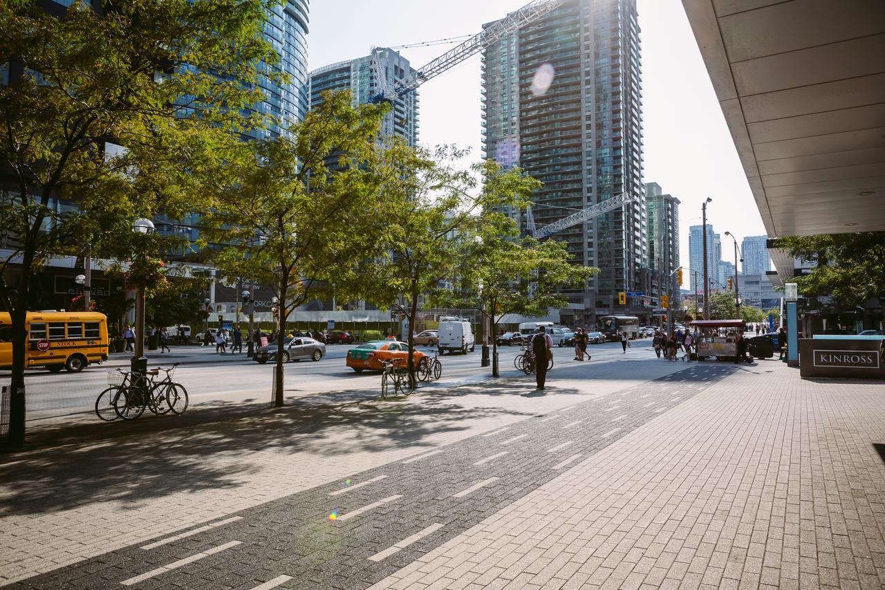 Cityscape Condo In Fort York Toronto Dış mekan fotoğraf